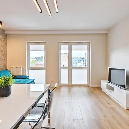 Ilumino Modern Prestige By Lookap Apartment